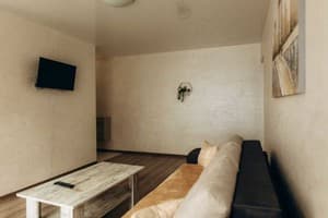 по ул. Русская, 14 12